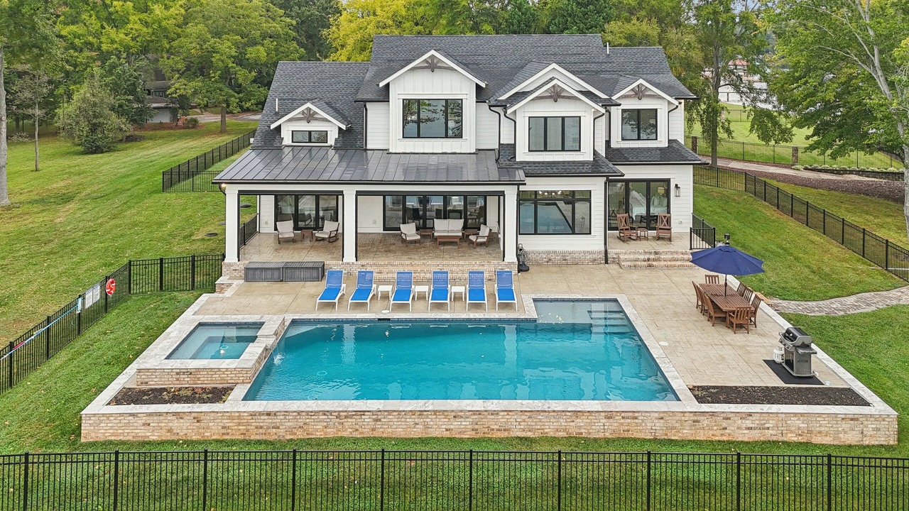 Photo of Outdoor in Lake Norman of Catawba