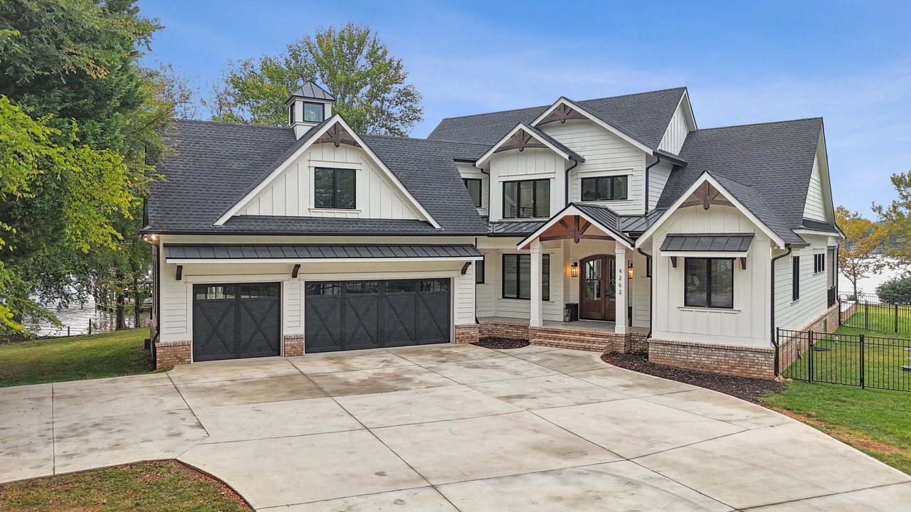 Photo of Outdoor in Lake Norman of Catawba