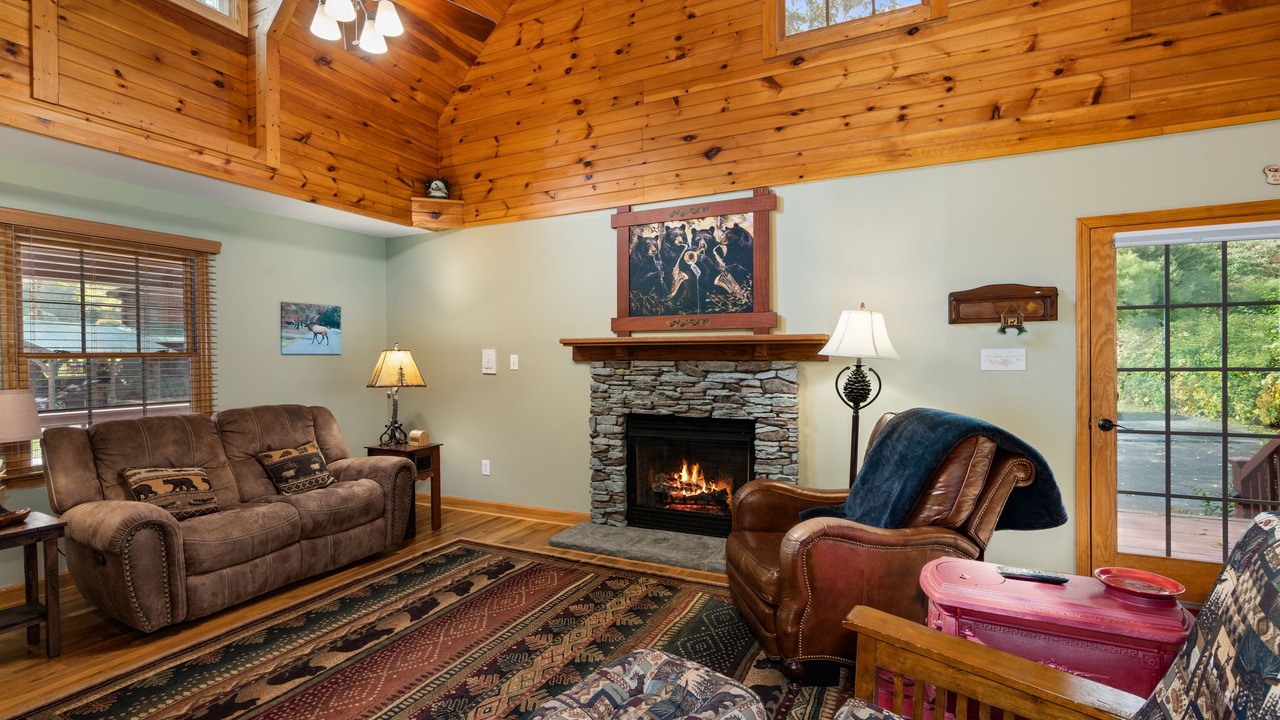 Photo of Livingroom in Valley Creek Run