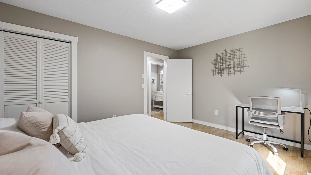 Photo of Bedroom in Asheville