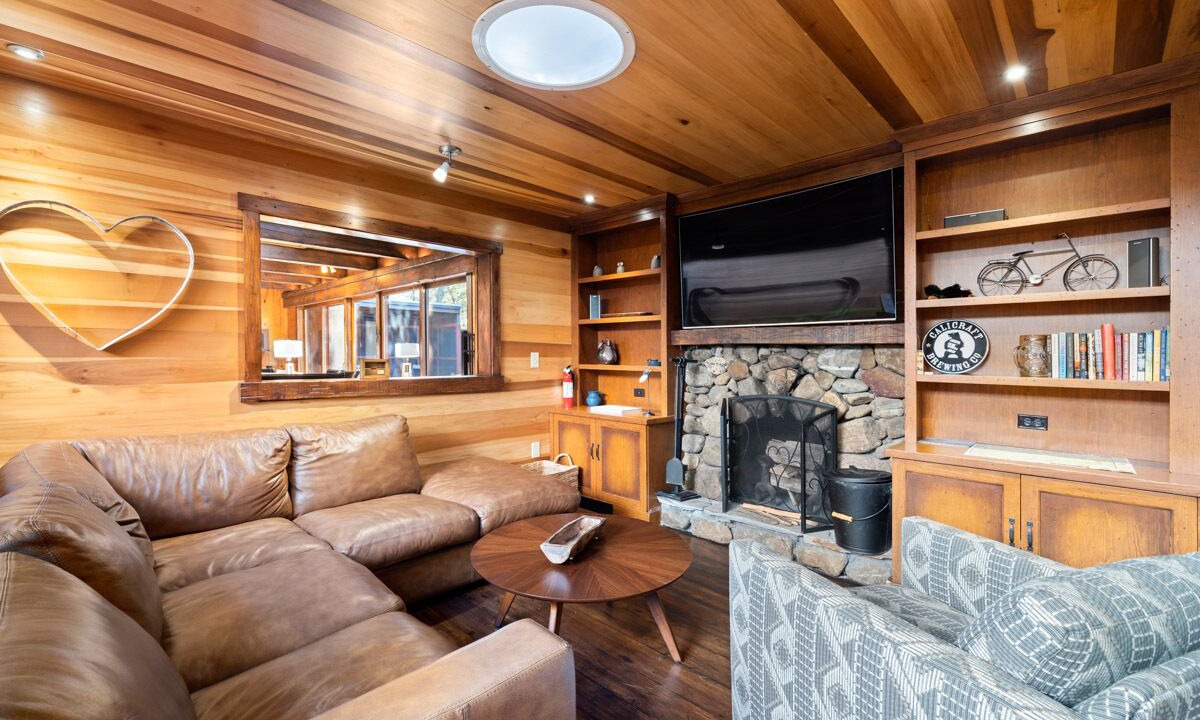 Photo of Livingroom in Cheshire