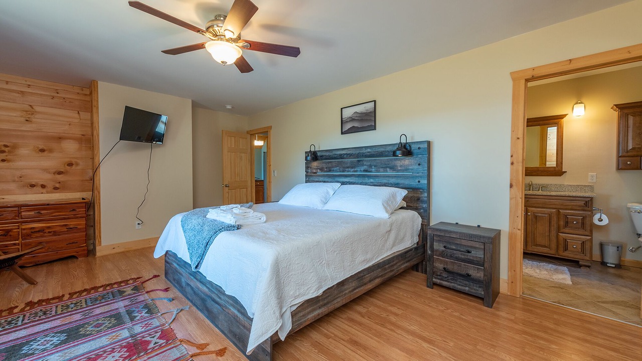 Photo of Bedroom in Bakersville