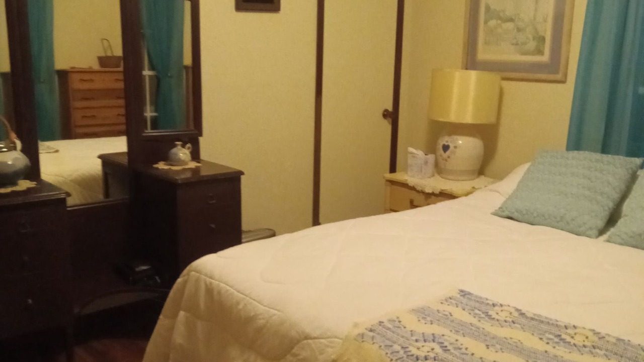 Photo of Bedroom in Robbinsville