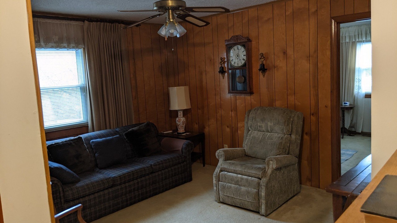 Photo of Livingroom in Burlington