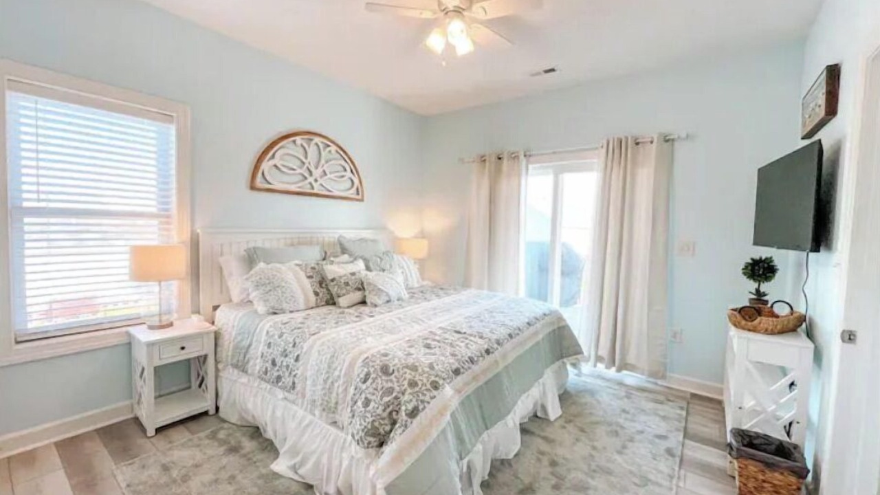Photo of Bedroom in Ocean City Beach