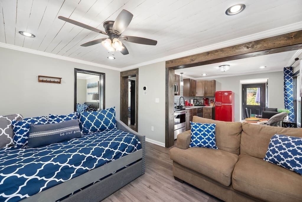 Photo of Livingroom in Statesville