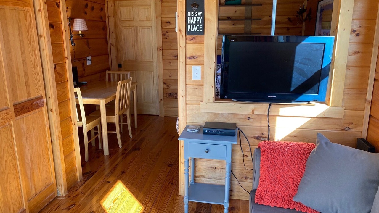 Photo of Livingroom in Ashe County
