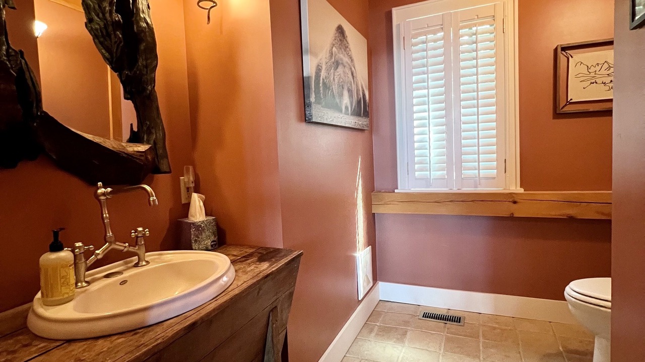 Photo of Bedroom in Lake Lure