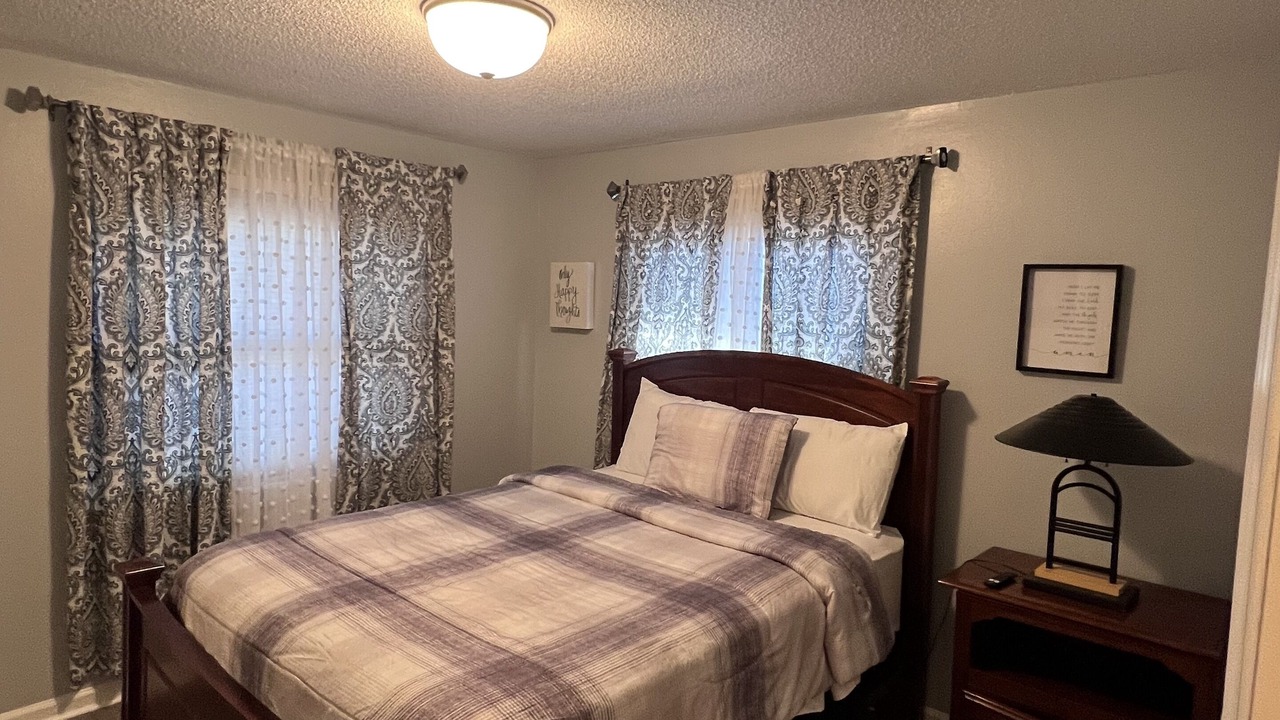 Photo of Bedroom in Monroe