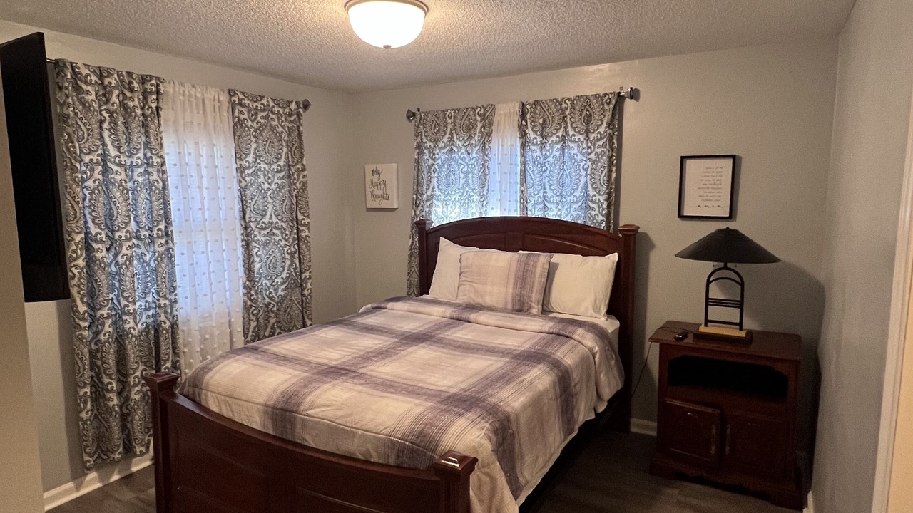 Photo of Bedroom in Monroe