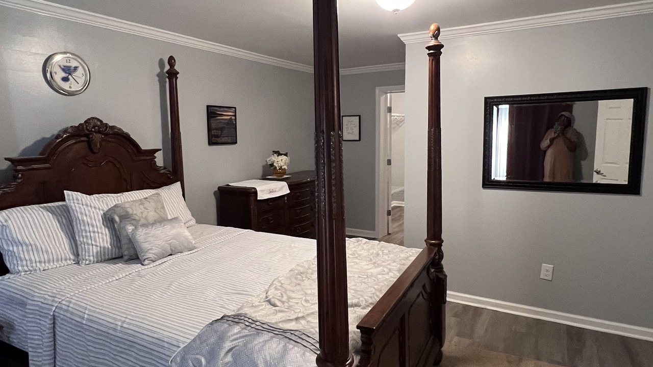 Photo of Bedroom in Monroe