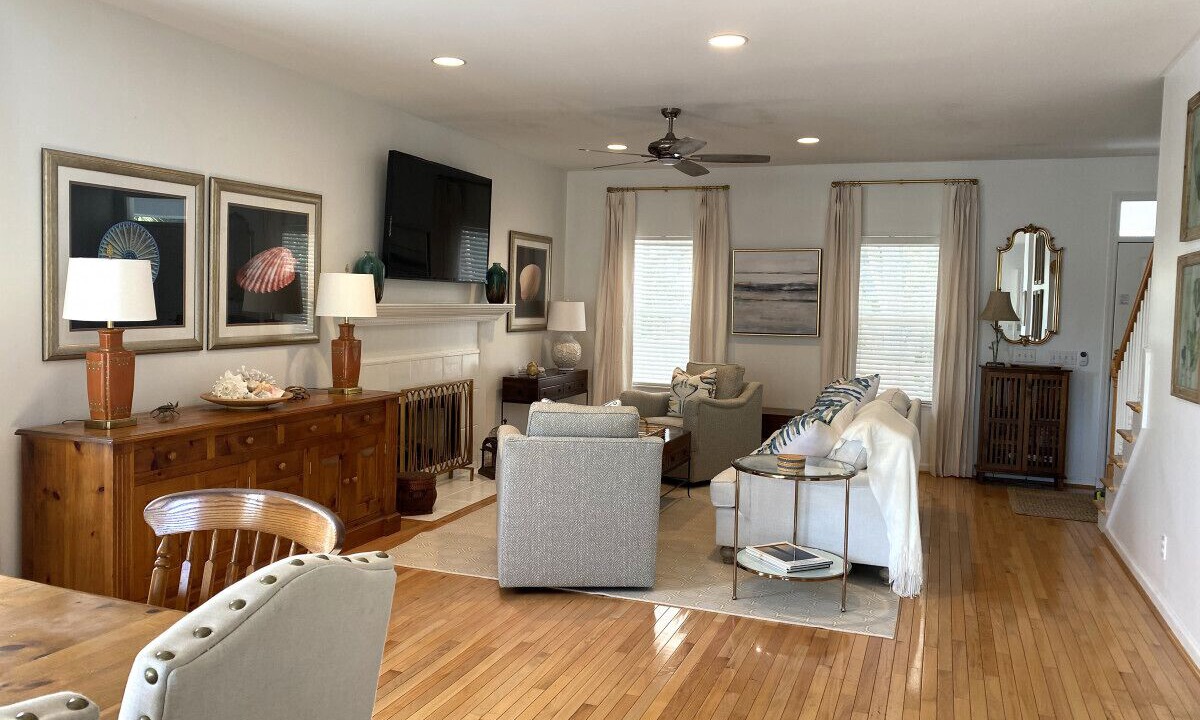 Photo of Livingroom in Blue Heron Lake