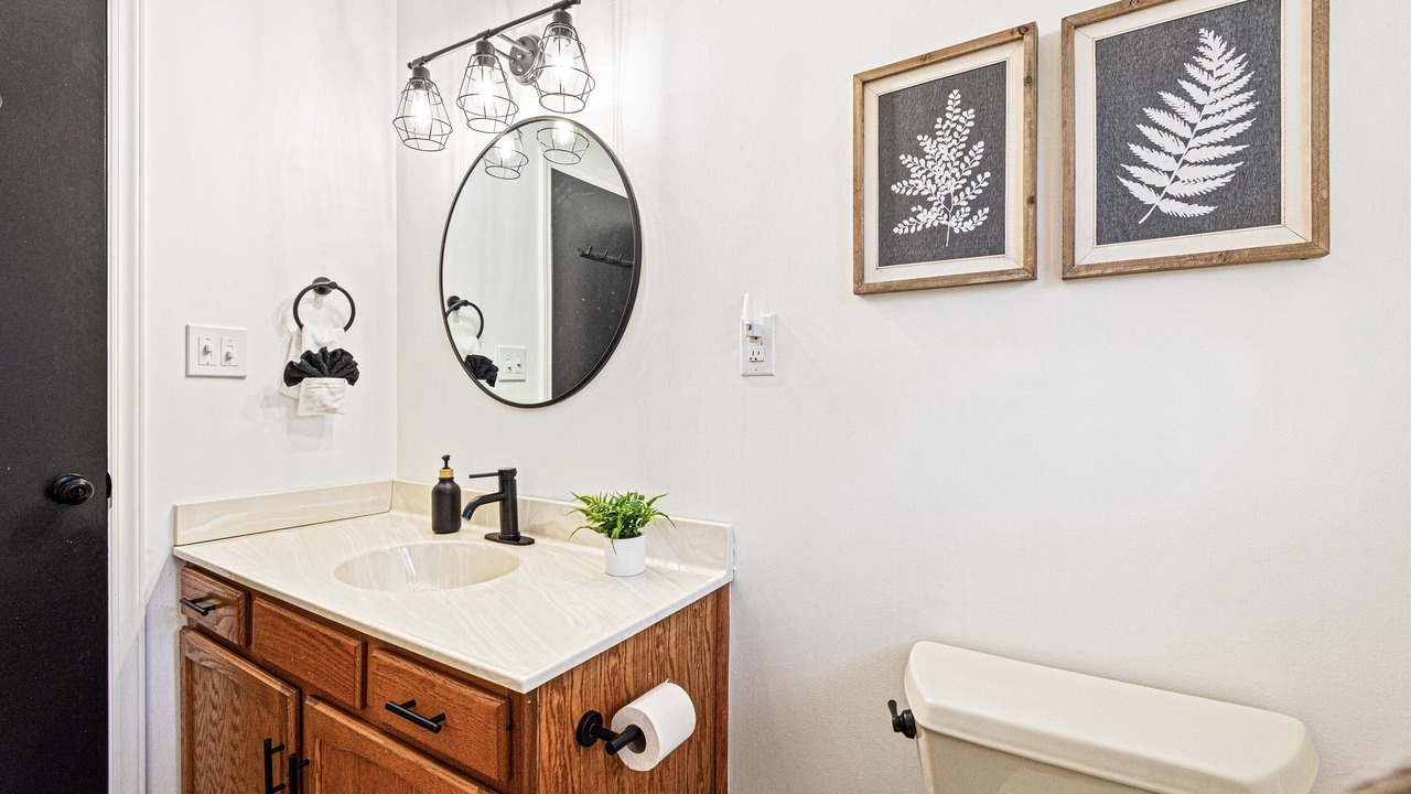 Photo of Bathroom in Charter Hills