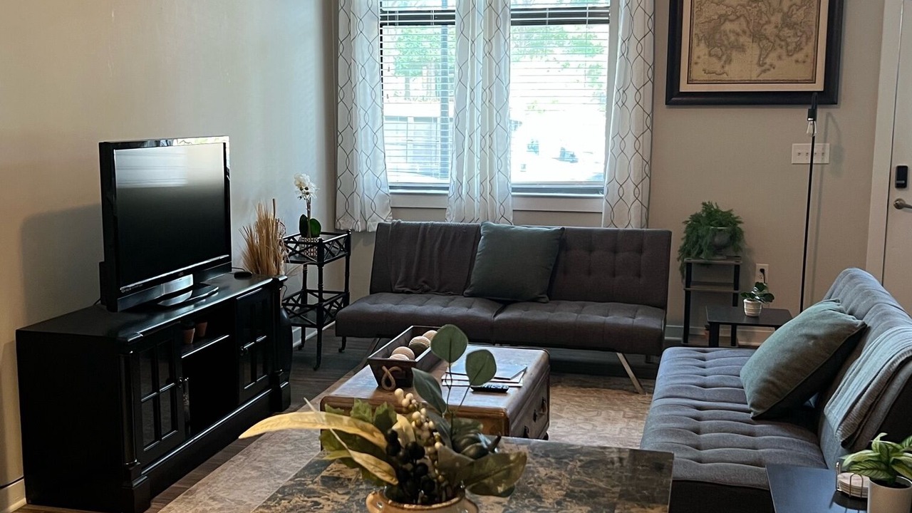 Photo of Livingroom in First Ward