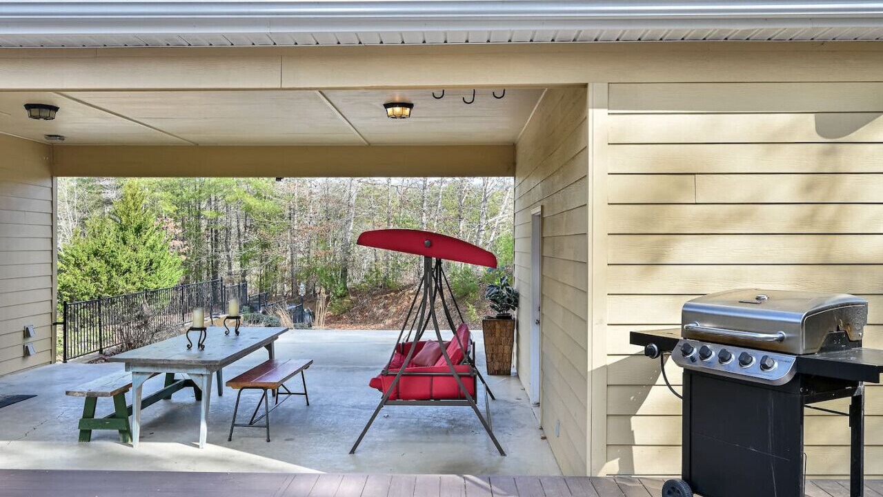 Photo of Outdoor in Weaverville