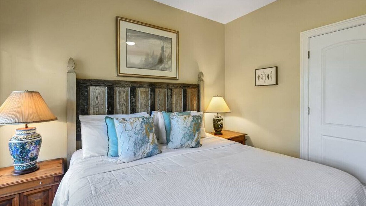 Photo of Bedroom in Weaverville