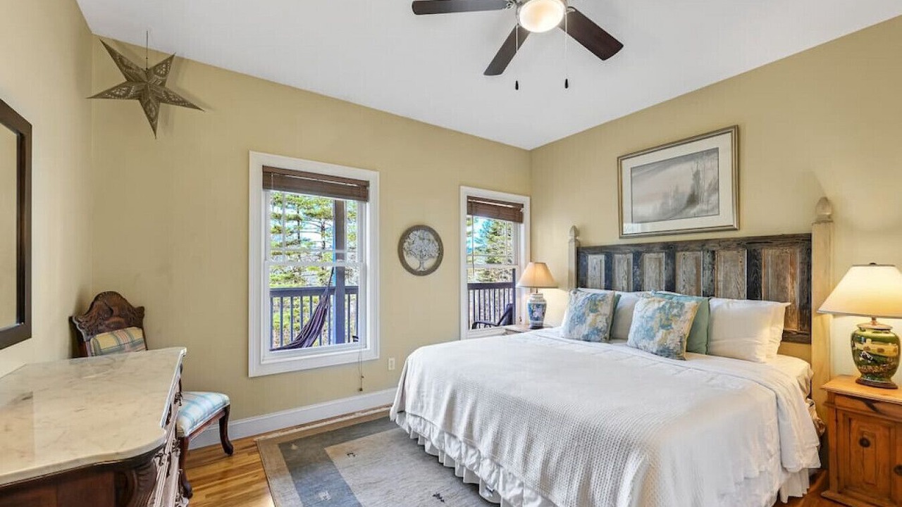 Photo of Bedroom in Weaverville