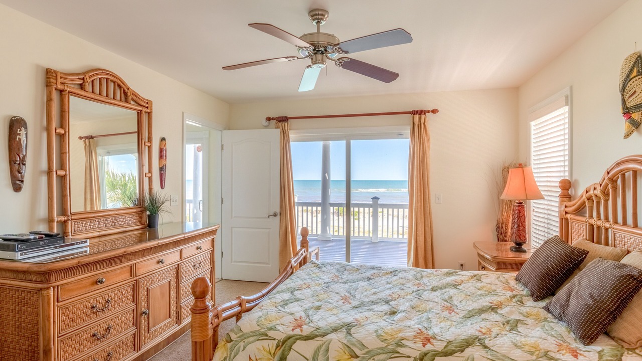 Photo of Bedroom in North Topsail Beach