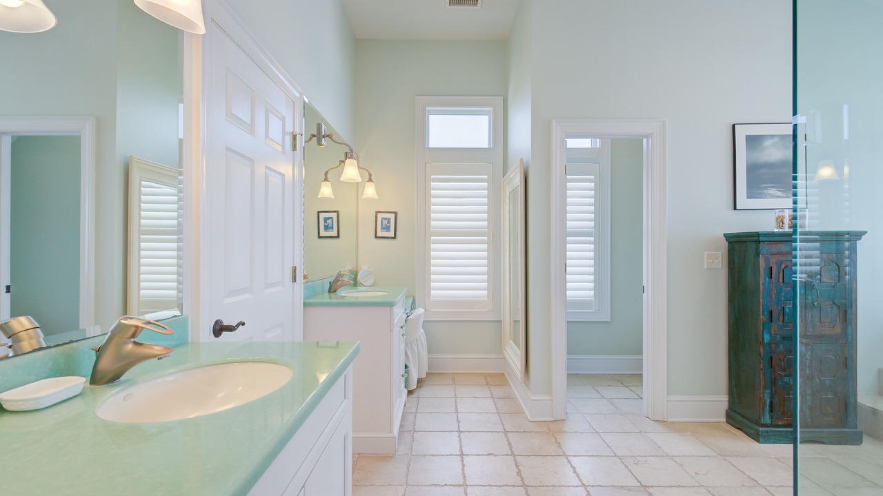 Photo of Bathroom in Ocean Sound Village