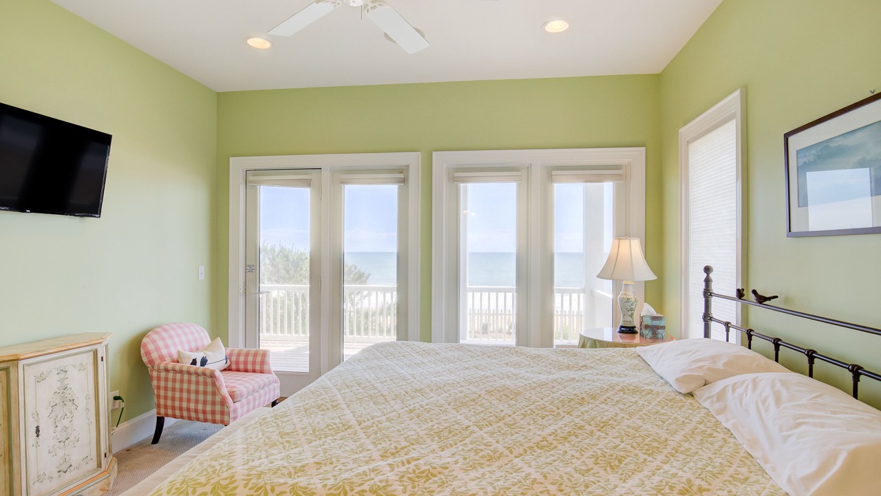 Photo of Bedroom in Ocean Sound Village