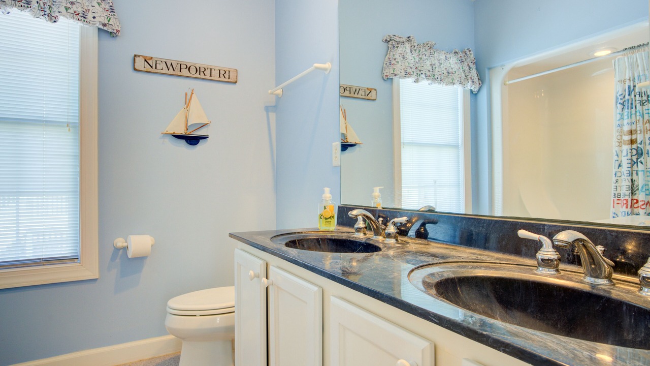 Photo of Bathroom in Village of Stump Sound