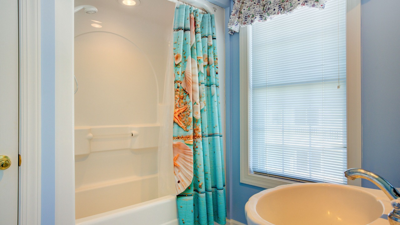 Photo of Bathroom in Village of Stump Sound