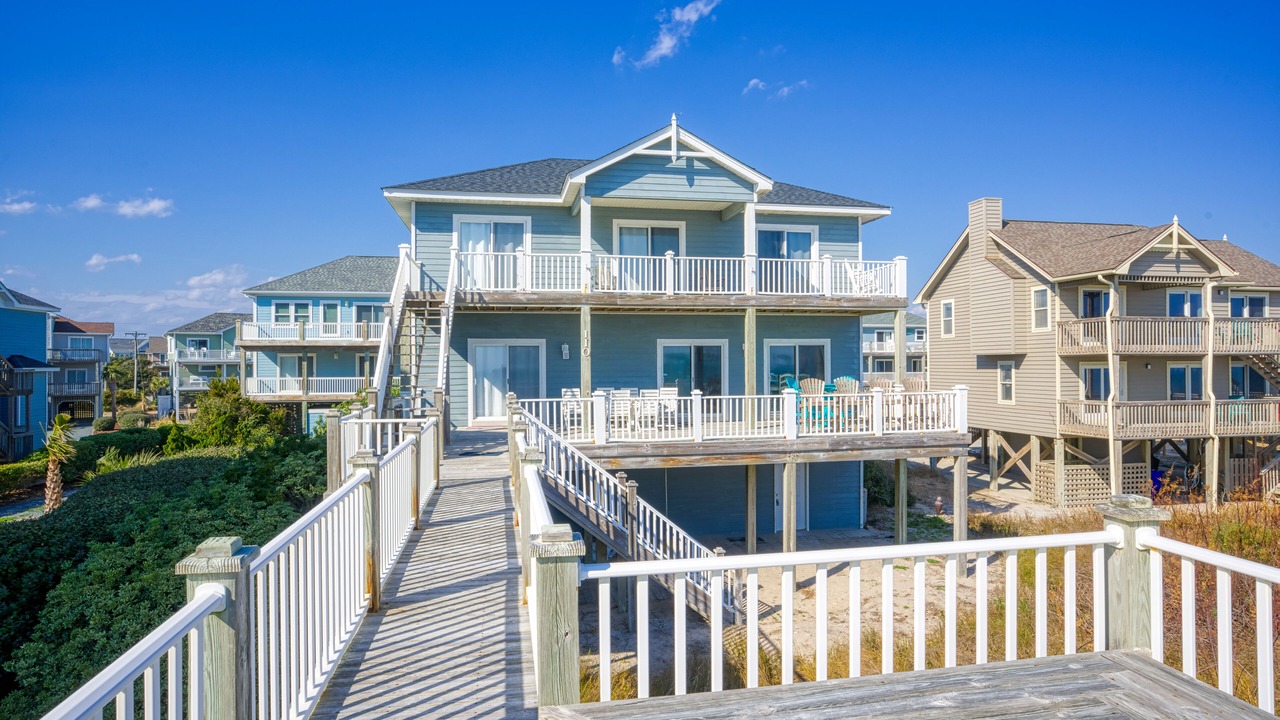 Photo of Patio Balcony in Village of Stump Sound
