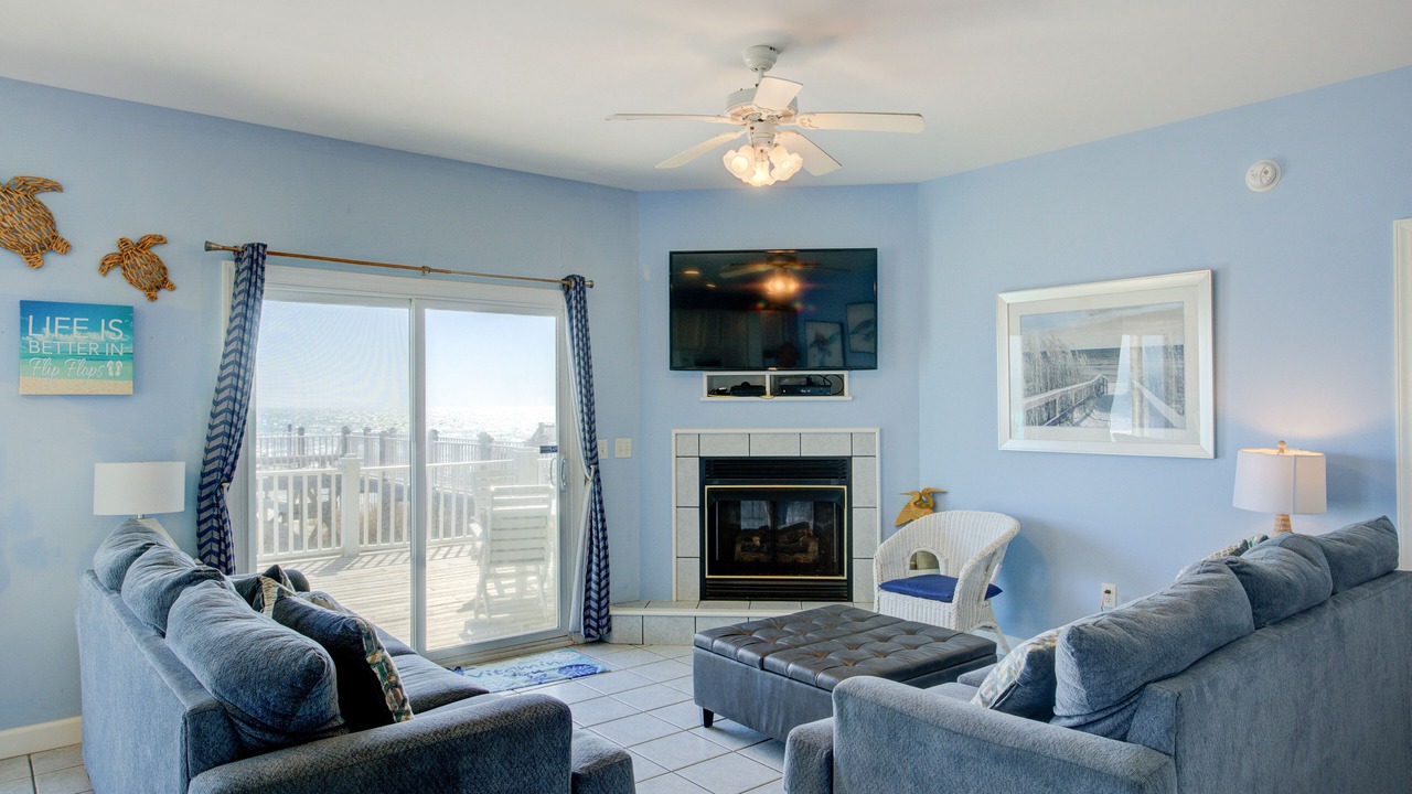 Photo of Livingroom in Village of Stump Sound