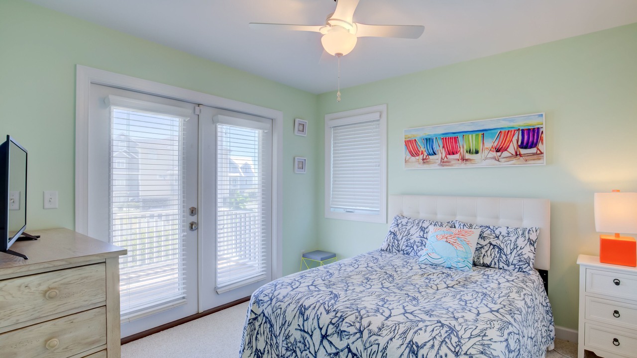 Photo of Bedroom in Village of Stump Sound