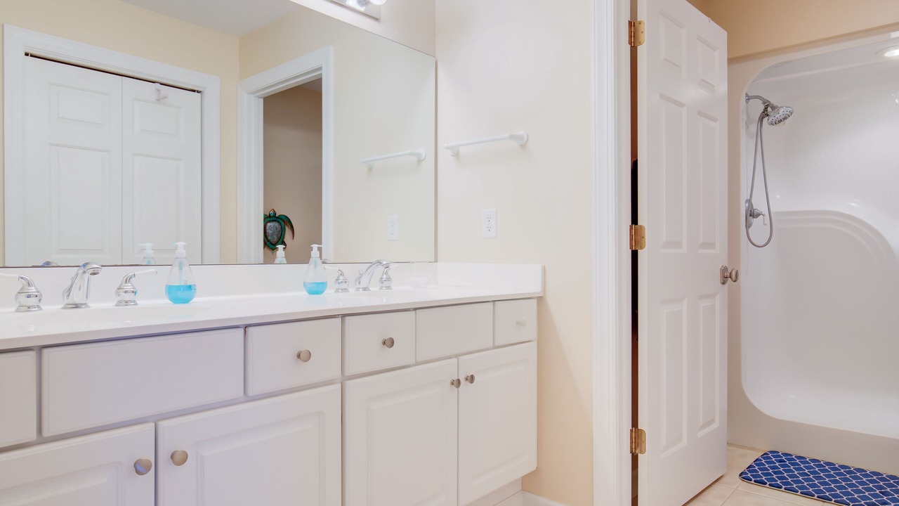 Photo of Bathroom in Village of Stump Sound