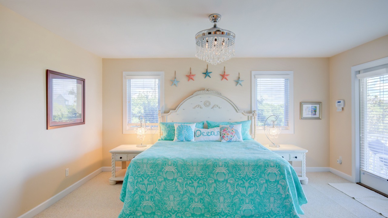 Photo of Bedroom in Village of Stump Sound