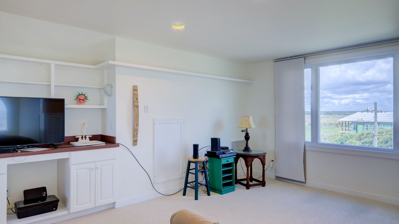 Photo of Livingroom in Village of Stump Sound