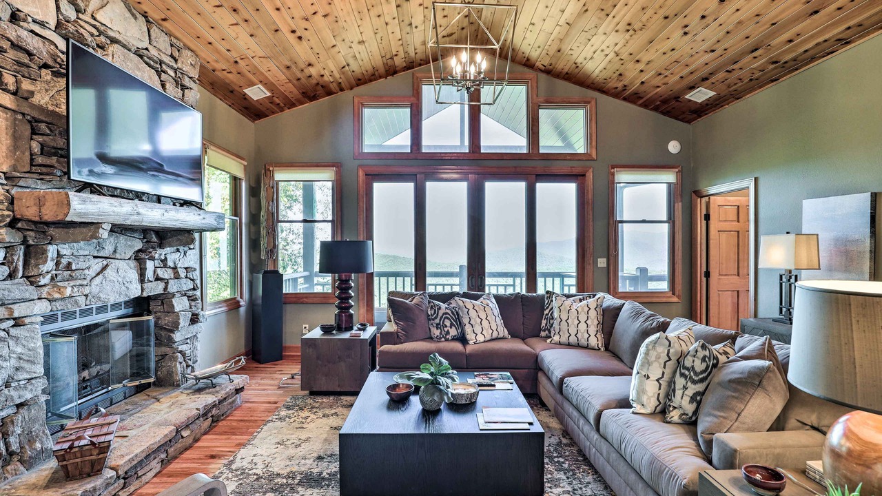 Photo of Livingroom in Mountain Air