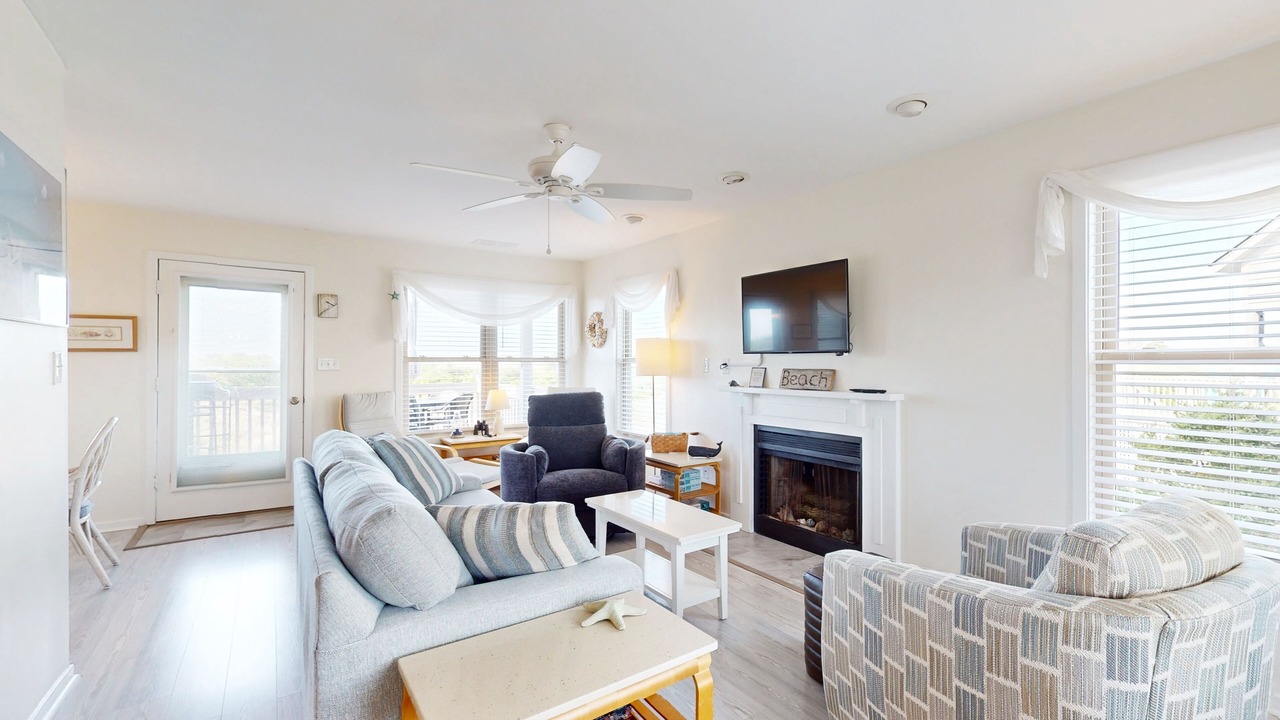 Photo of Livingroom in Topsail Beach