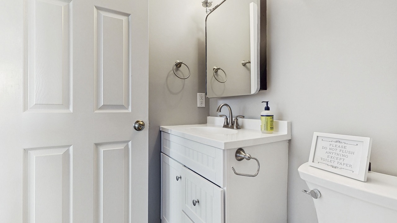 Photo of Bathroom in Topsail Beach