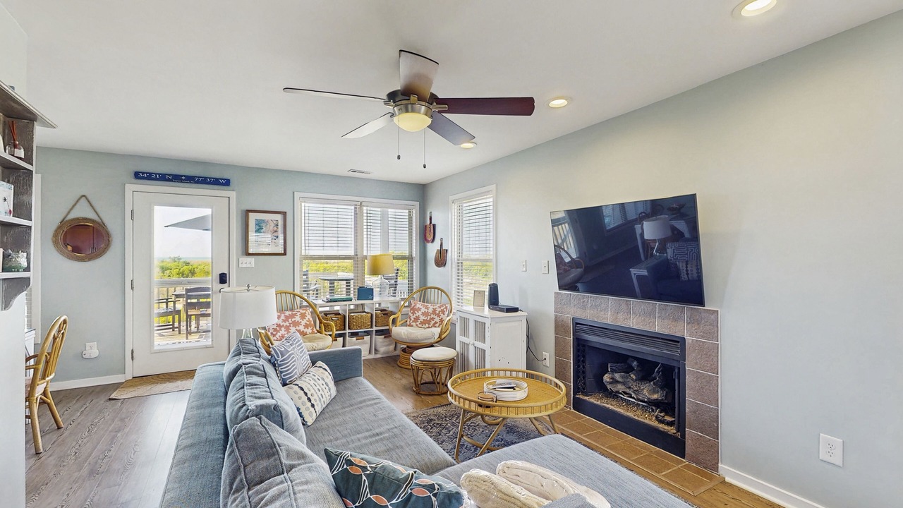Photo of Livingroom in Topsail Beach