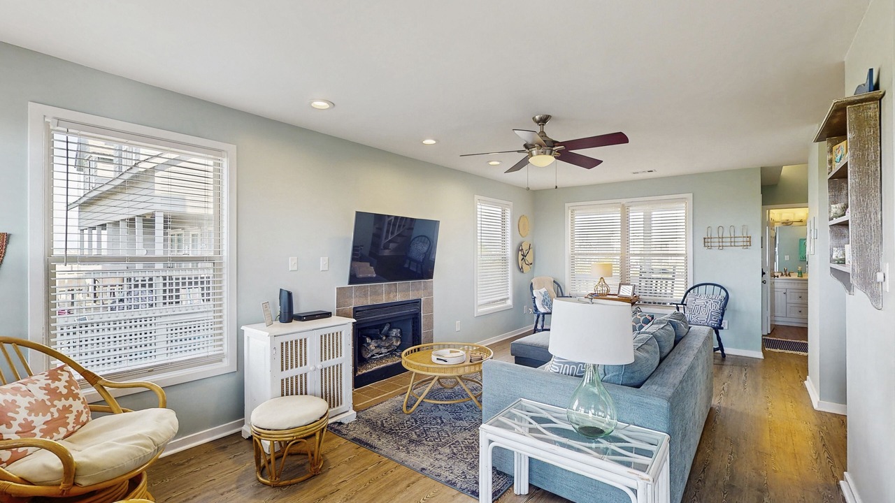 Photo of Livingroom in Topsail Beach