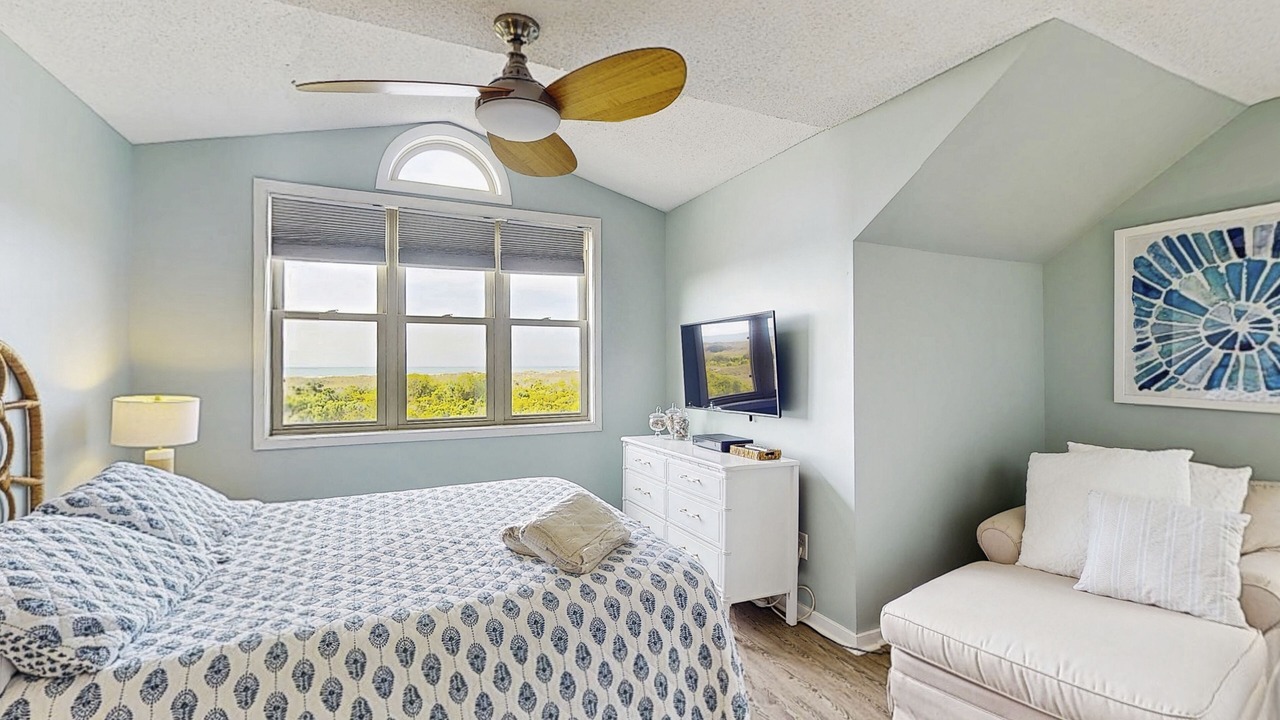 Photo of Bedroom in Topsail Beach