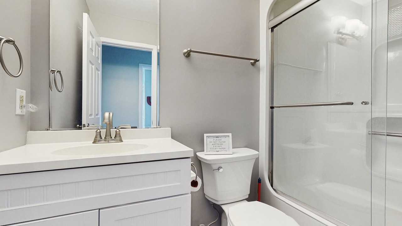 Photo of Bathroom in Topsail Beach