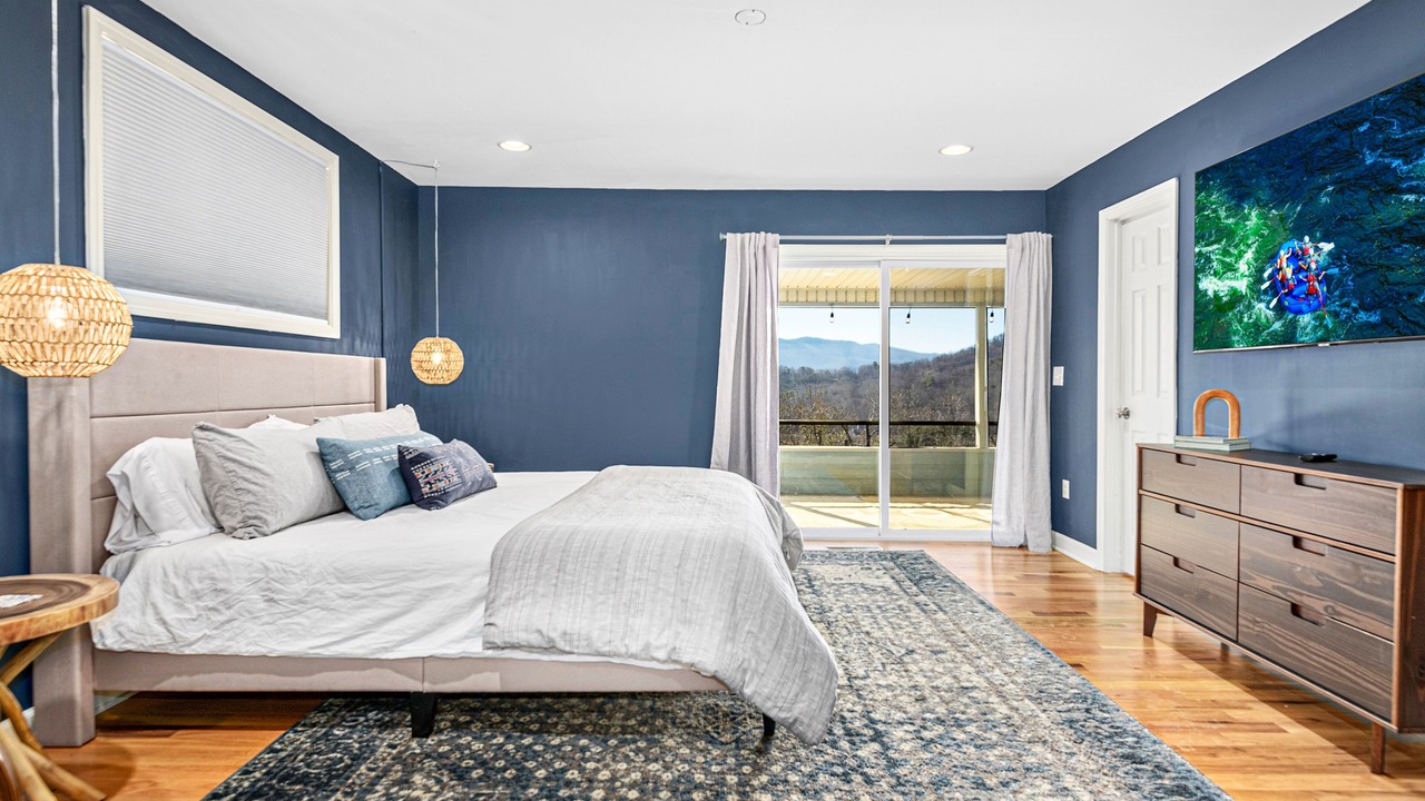 Photo of Bedroom in Black Mountain