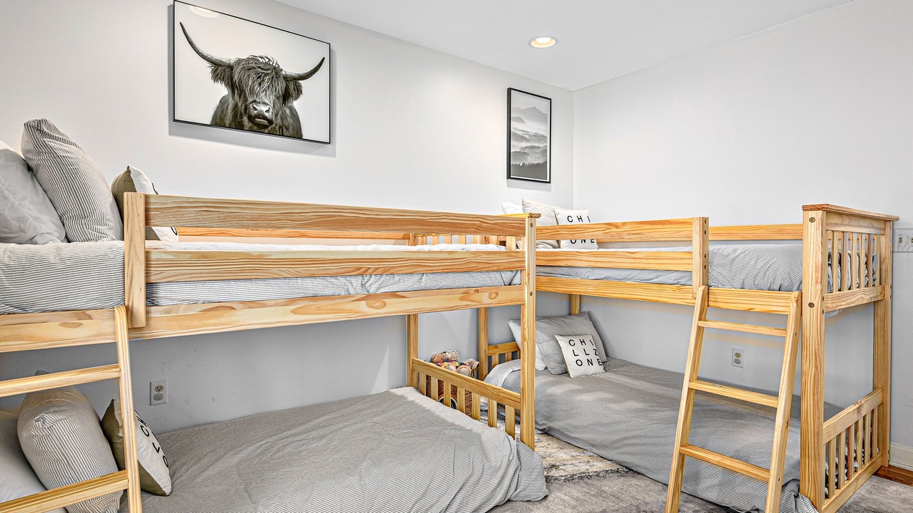Photo of Bedroom in Black Mountain