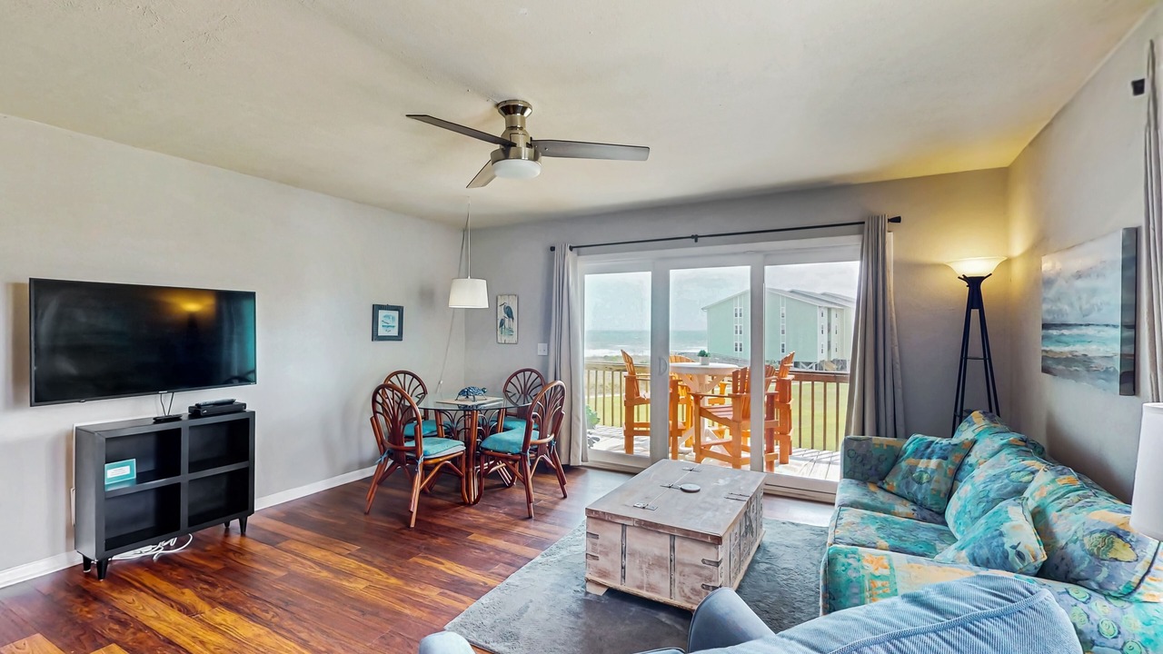 Photo of Livingroom in Surf City