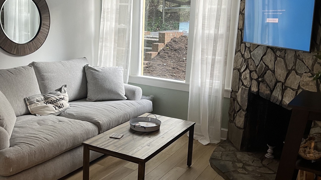 Photo of Livingroom in Hickory