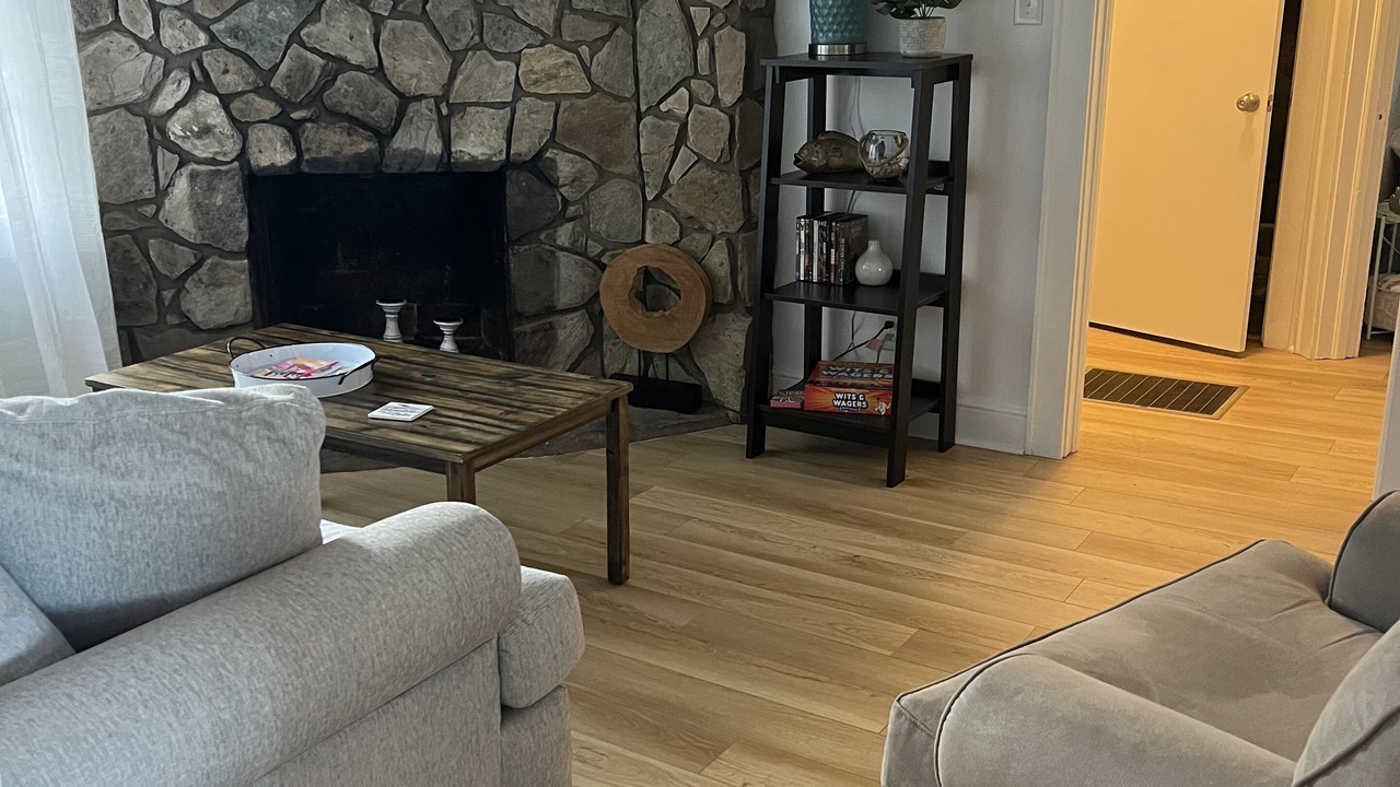 Photo of Livingroom in Hickory