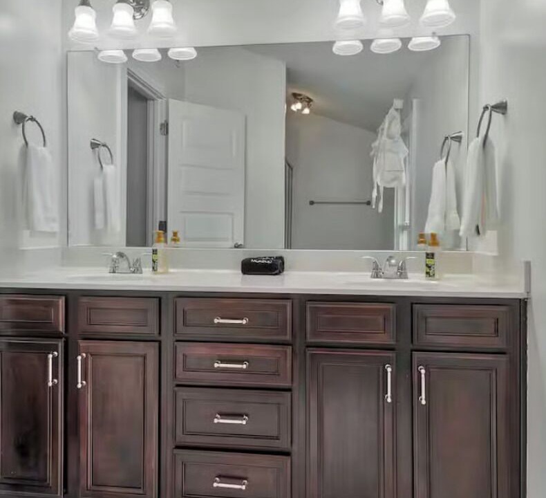 Photo of Bathroom in Eighth Avenue