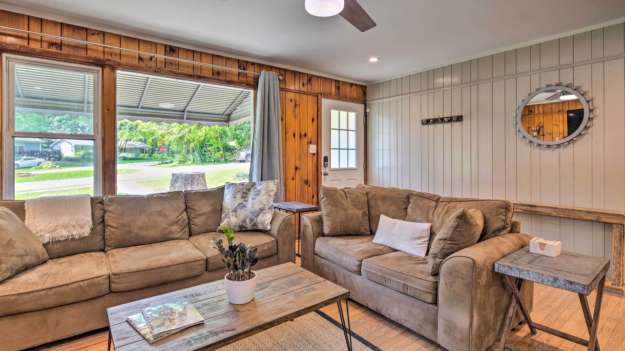 Photo of Livingroom in Skyland