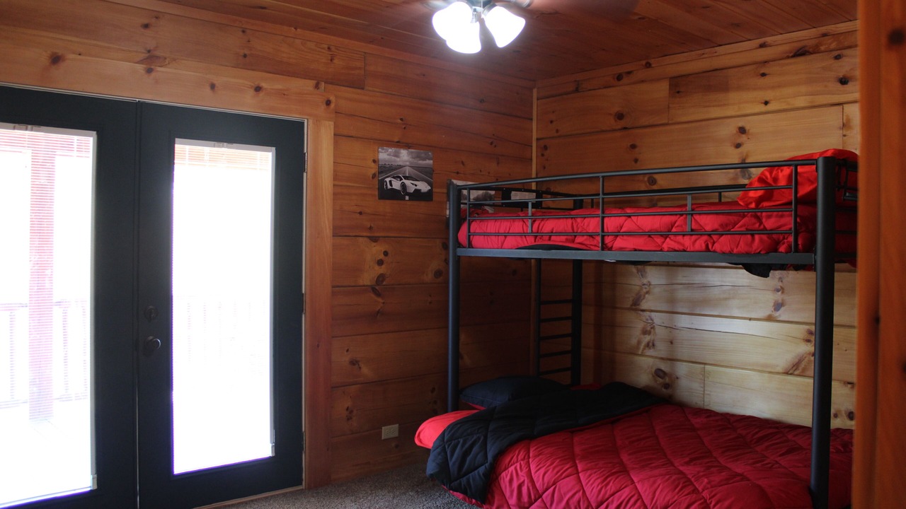 Photo of Bedroom in Marshall