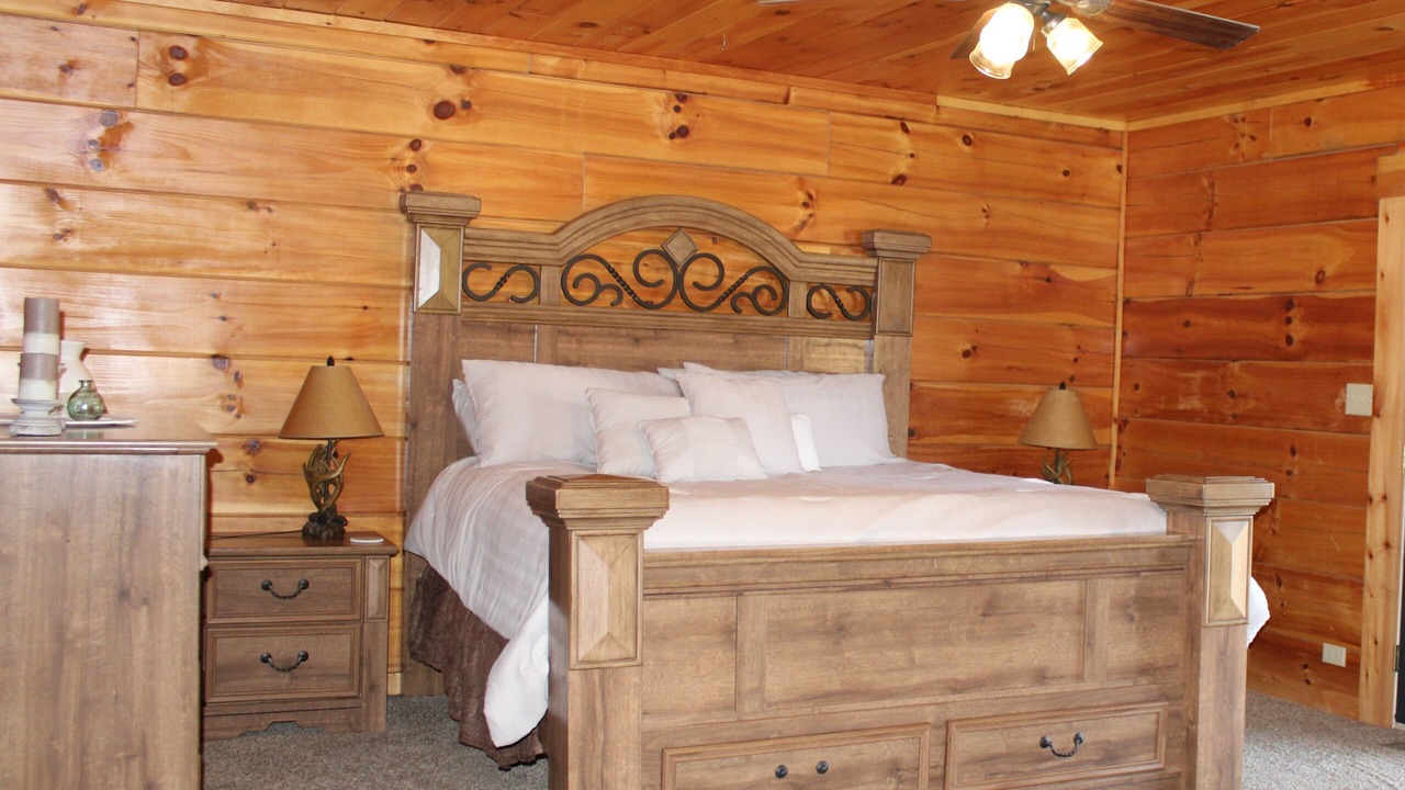 Photo of Bedroom in Marshall