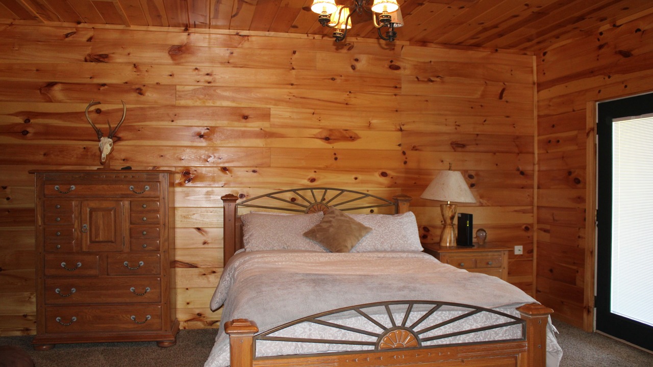 Photo of Bedroom in Marshall