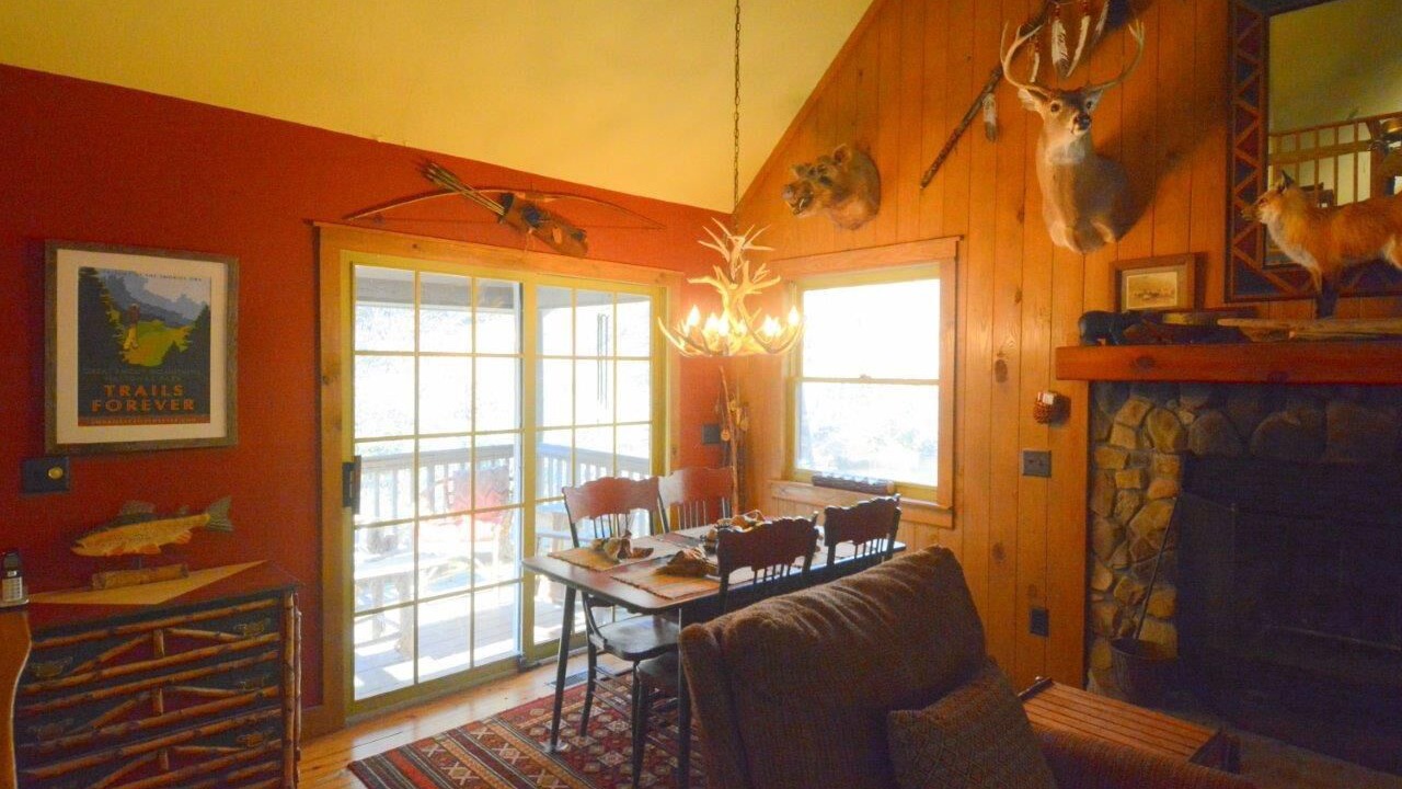 Photo of Livingroom in Robbinsville